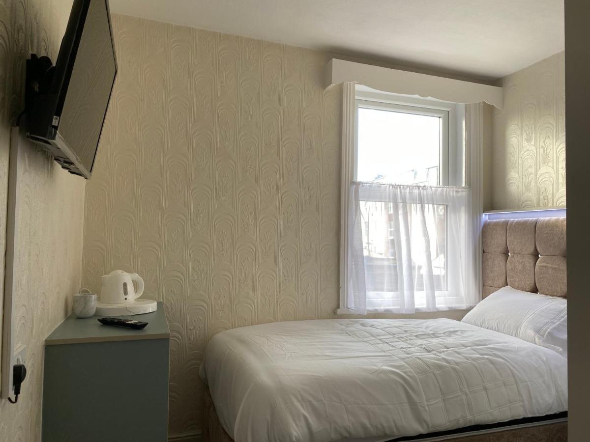Hotel Sylvern House Scarborough Exterior foto